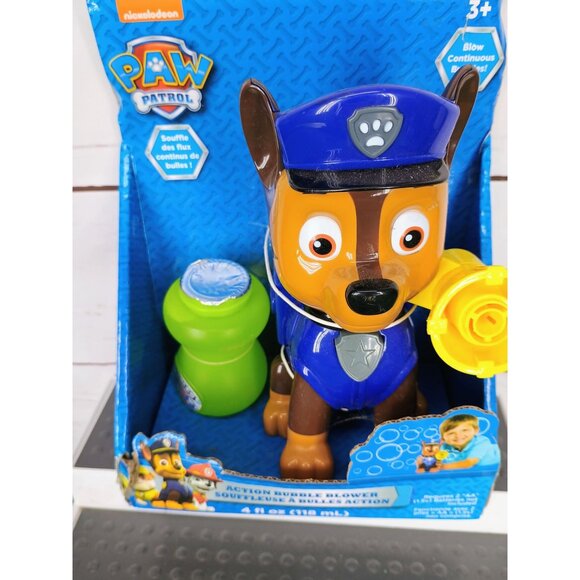 Paw Patrol "Chase" Action Bubble Blower NEW in package box‎ is rip on corner - Picture 1 of 4